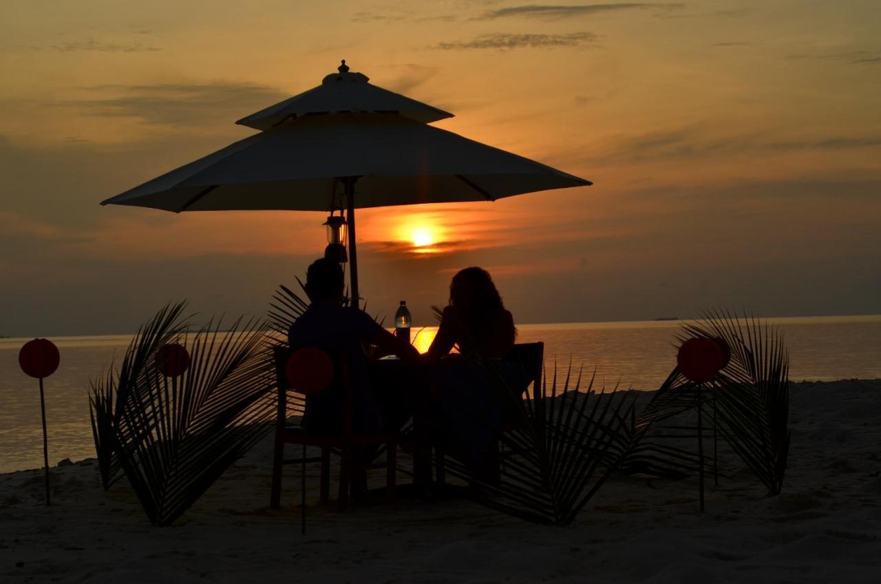 Koimala Beach Ukulhas Exterior photo